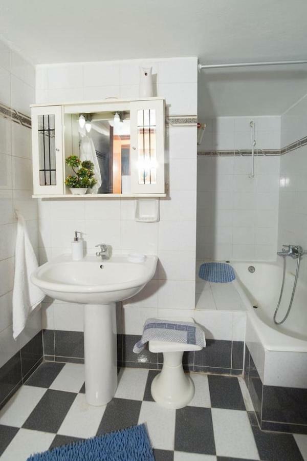 Traditional Apartment In Corfu Next To The Center Buitenkant foto