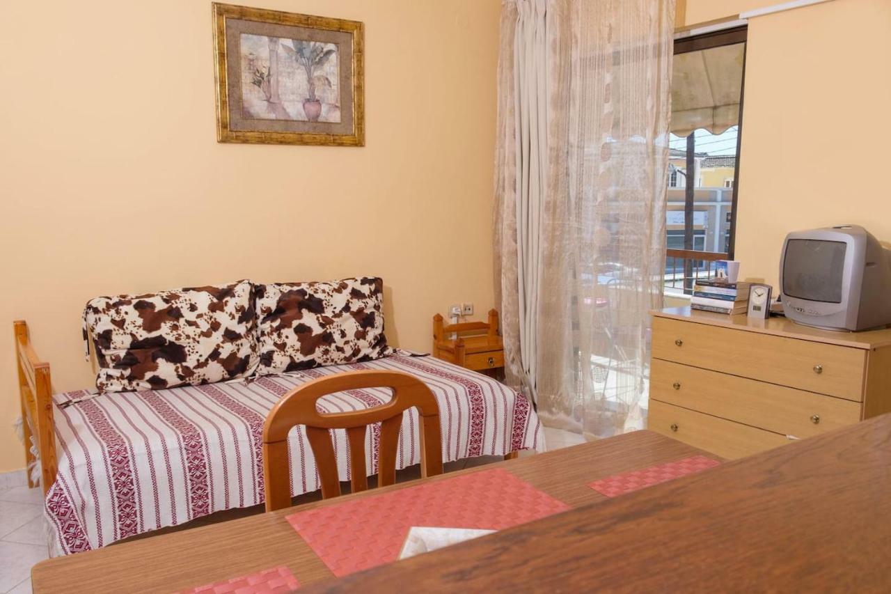 Traditional Apartment In Corfu Next To The Center Buitenkant foto