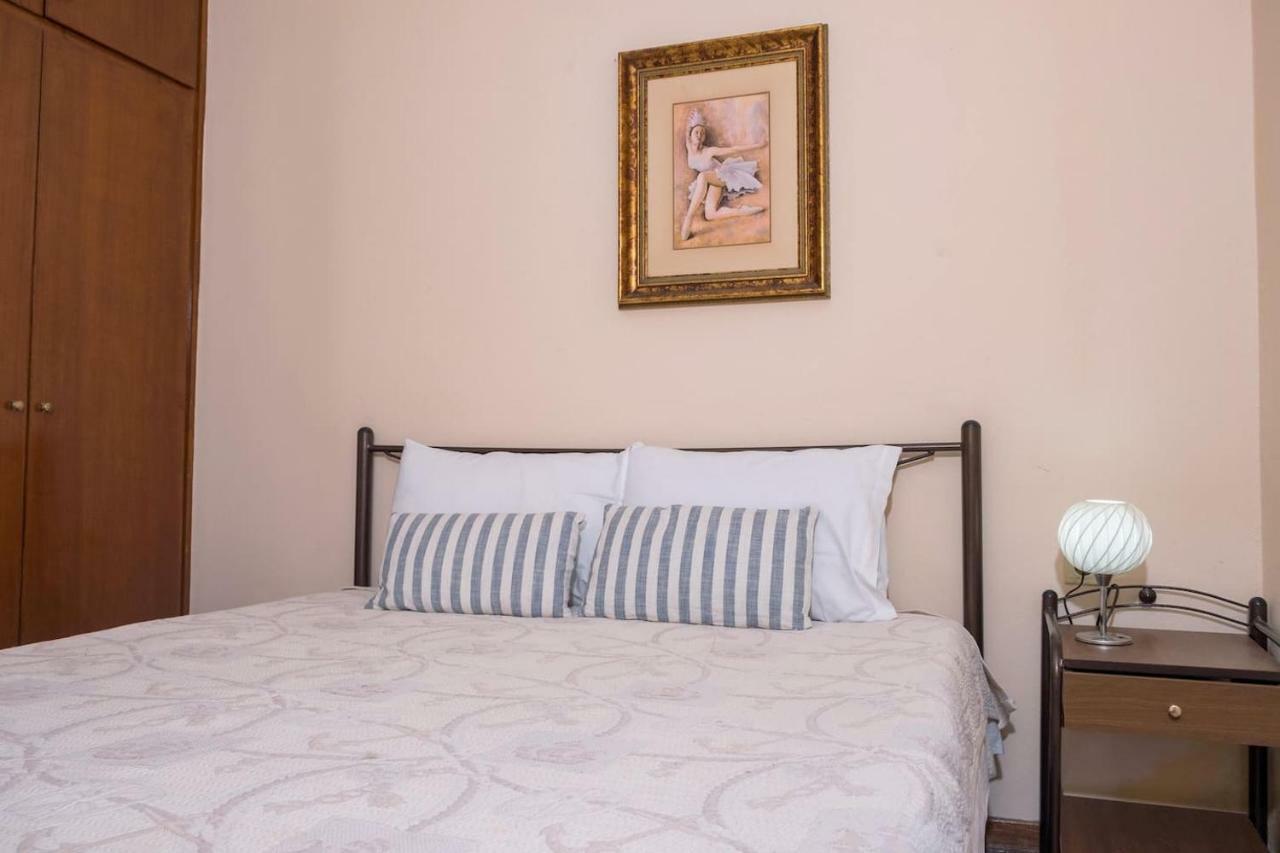Traditional Apartment In Corfu Next To The Center Buitenkant foto